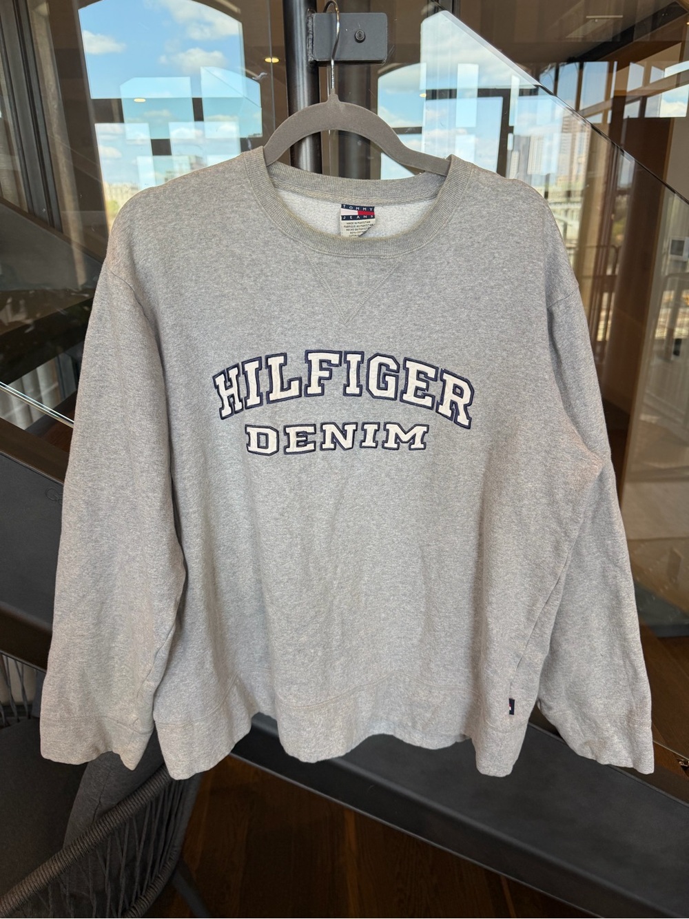 Tommy Hilfiger Gray Crewneck Sweatshirt | Tommy Jeans